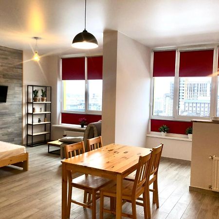 Osapart Cozy Apartment In A Complex Semycvit Lviv Kültér fotó