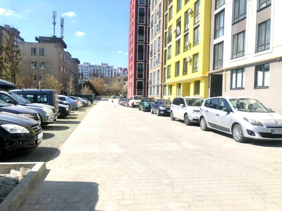 Osapart Cozy Apartment In A Complex Semycvit Lviv Kültér fotó