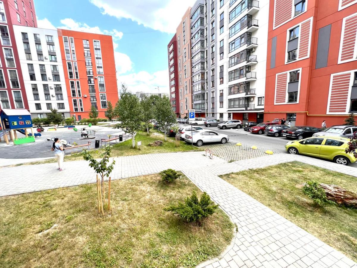 Osapart Cozy Apartment In A Complex Semycvit Lviv Kültér fotó