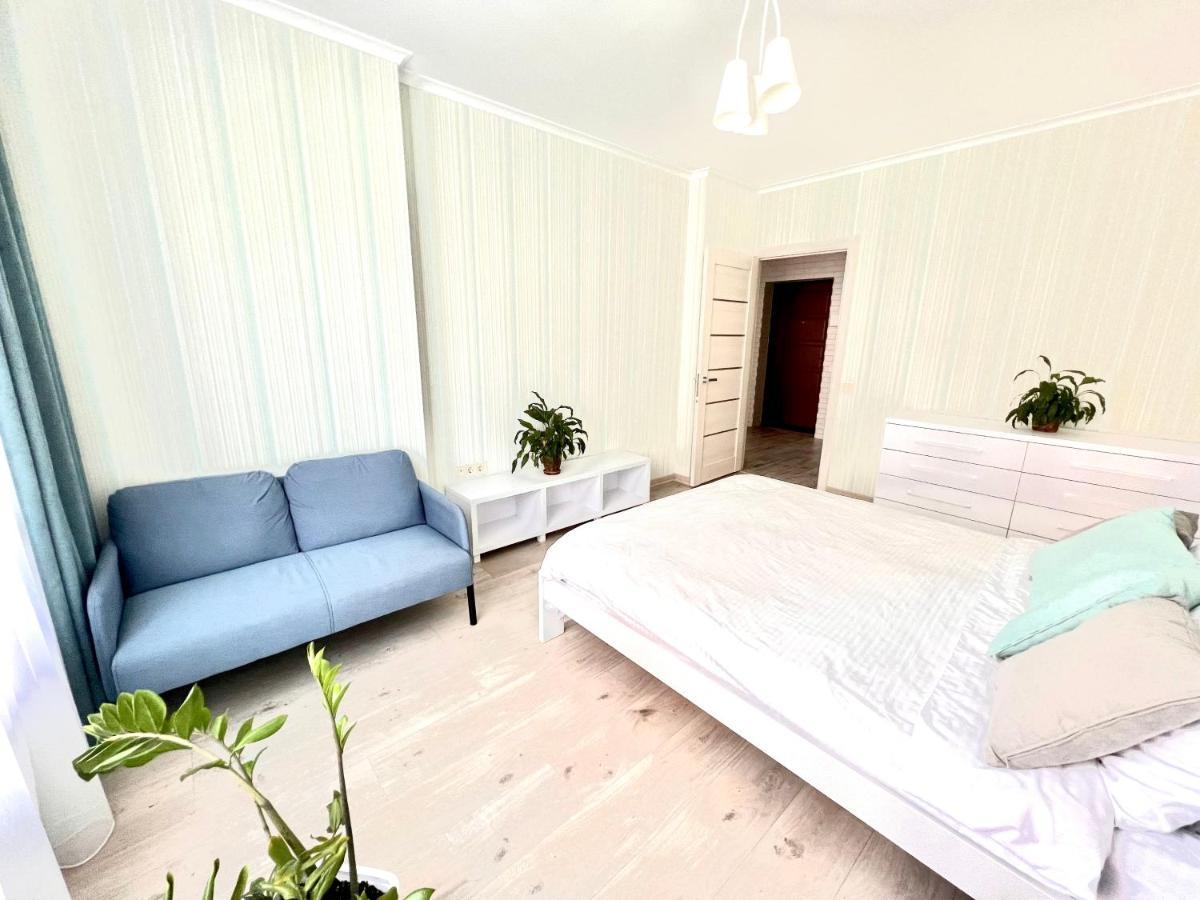 Osapart Cozy Apartment In A Complex Semycvit Lviv Kültér fotó