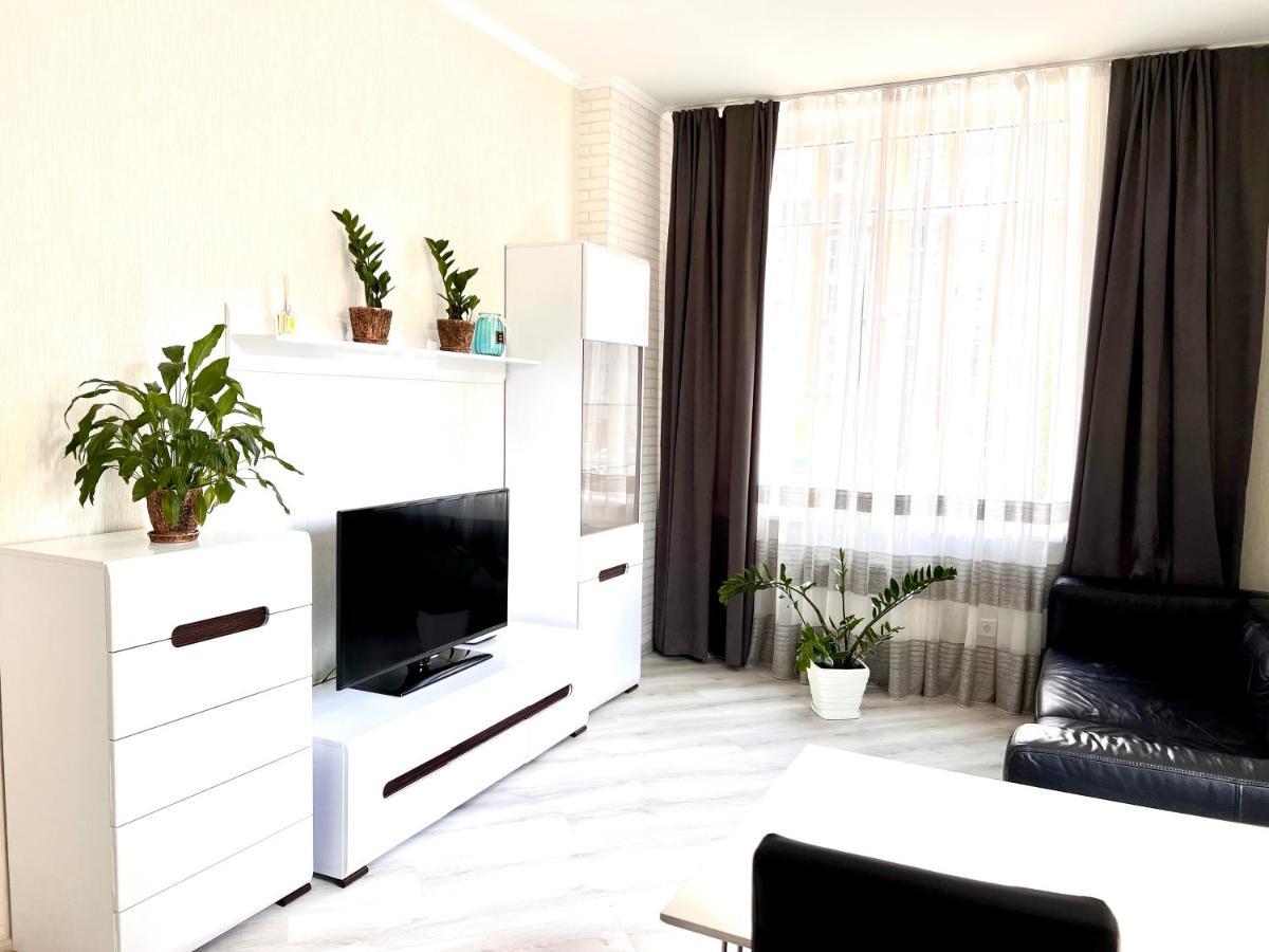 Osapart Cozy Apartment In A Complex Semycvit Lviv Kültér fotó